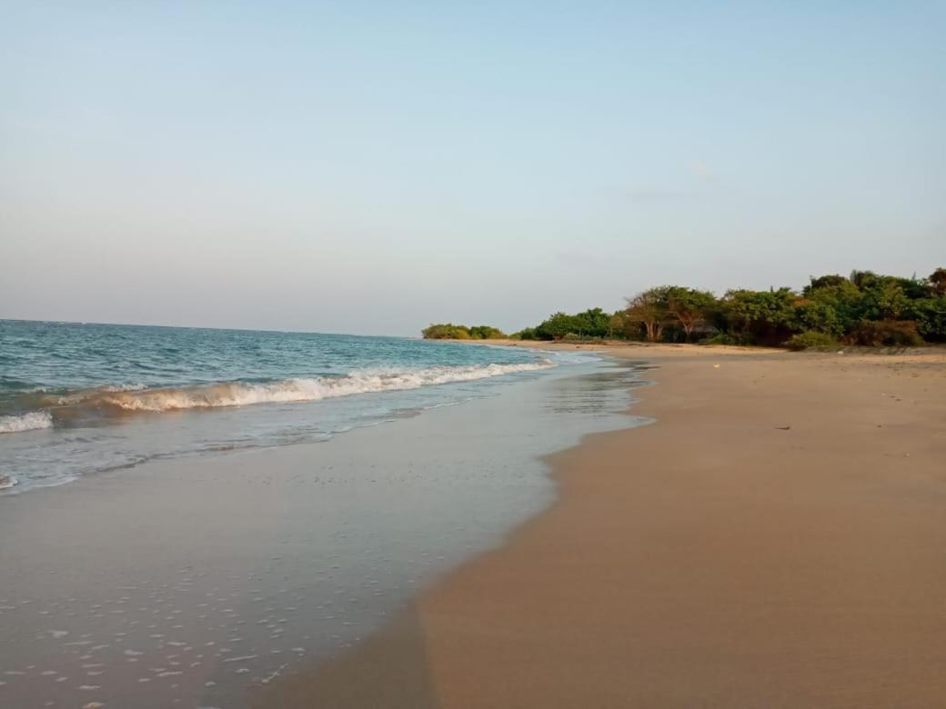 Giman Free Beach Resort Passikudah Extérieur photo