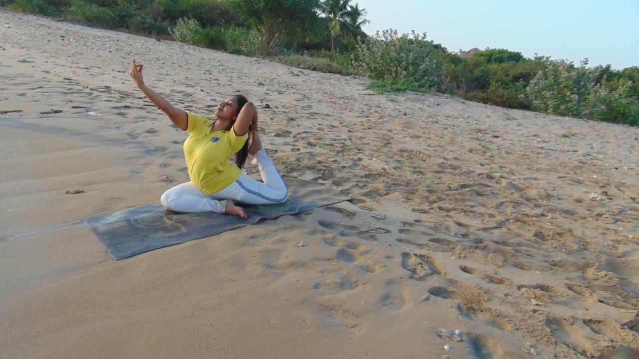 Giman Free Beach Resort Passikudah Extérieur photo